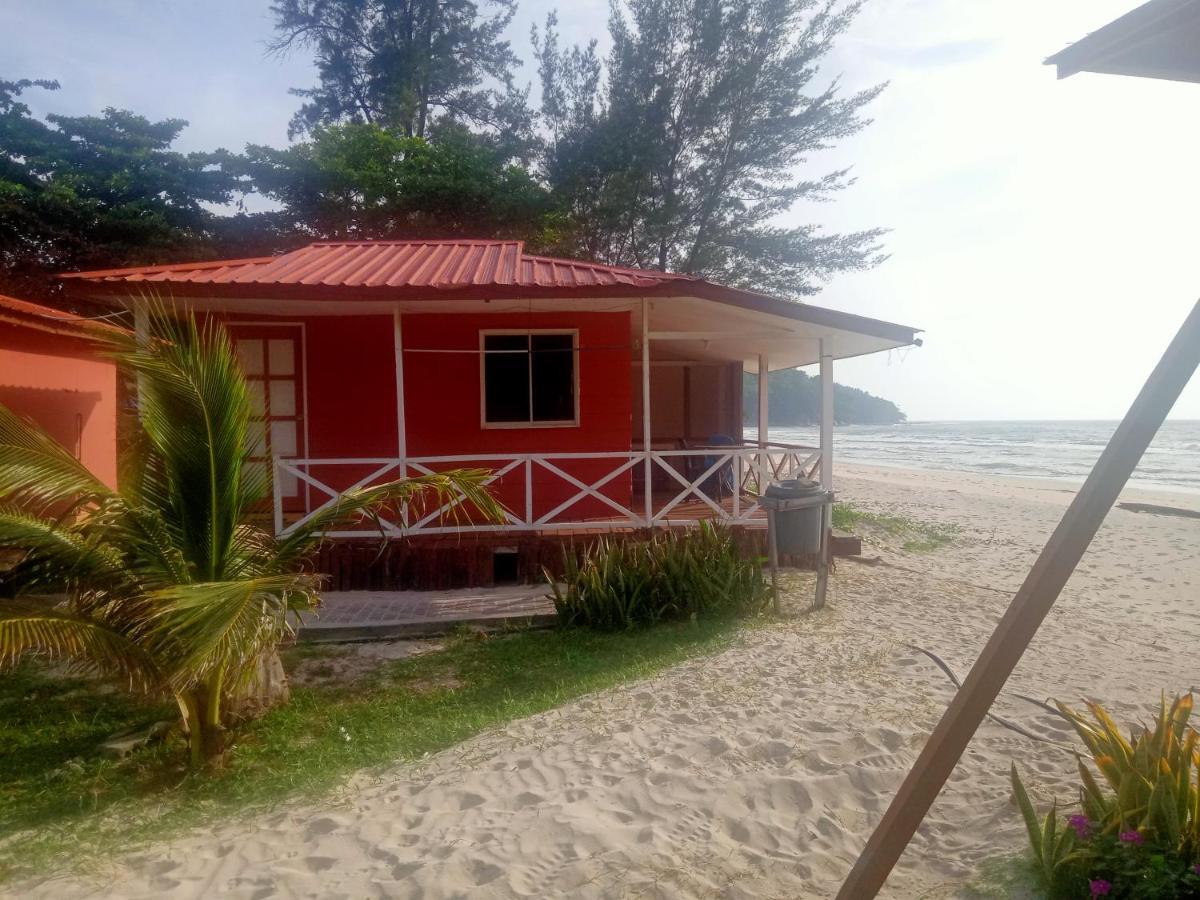 Tumombuvoi Homestay Tiga Papan Exterior photo
